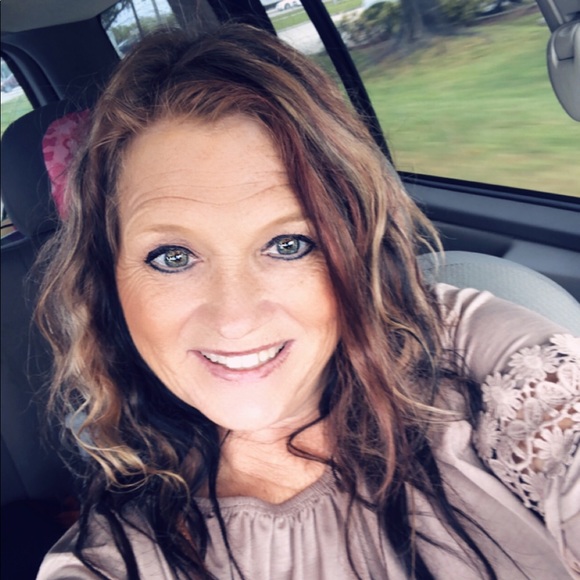 Meet your Posher, Linda - Picture 4 of 4